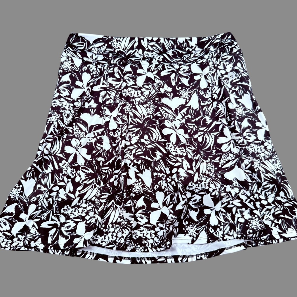 Woman's Dona Jo JoSkirt Black White Floral Tennis Golf Skort Skirt Size XL